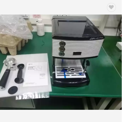 1.7L Water Tank Can Foam Milk 15 Bar Semi Auto Coffee Machine / 3