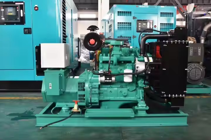 25kva 30kva 40kva 50kva 60kva silent diesel generator 100kva 150kva 200kva 250 kva with Cummins engi / 3