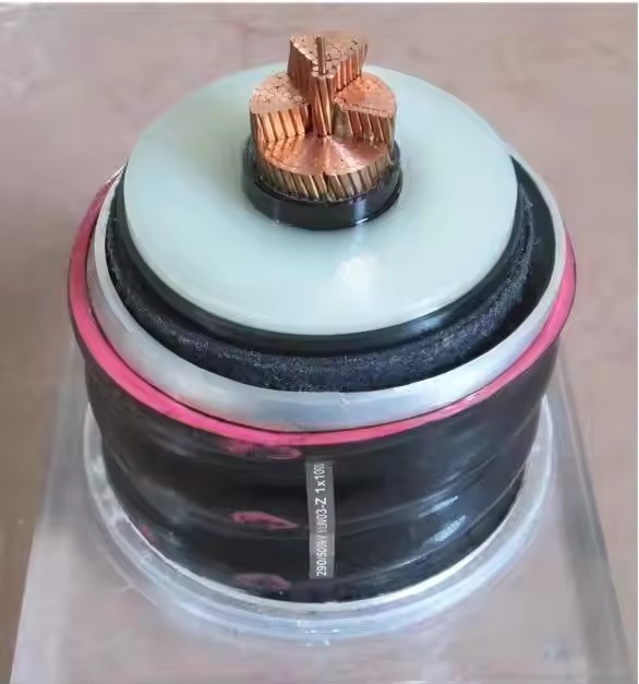 High Voltage 130 KV XLPE Insulated Electrical Cable Extra High Voltage 66/110 KV Copper/Aluminum / 2