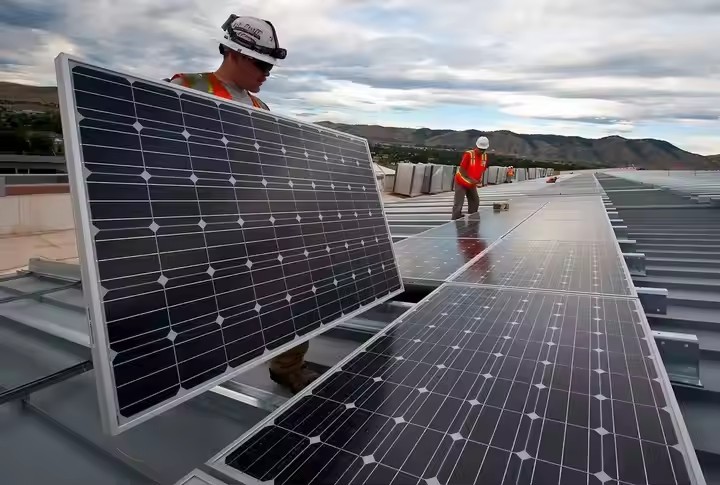Complete 5kw 6kw 8kw 10kw 15kw 20kw Grid Tied Lithium Battery Three Phase Energy Storage System ESS  / 2